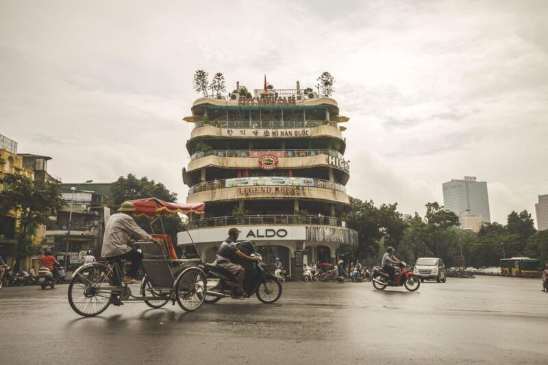 hanoi-explore-backstreets-local-life