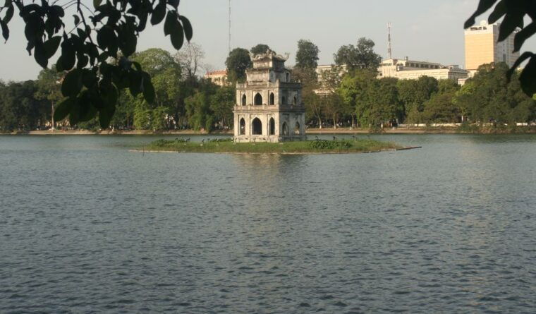 hanoi-food-culture-sightseeing-and-fun-army-jeep-tour