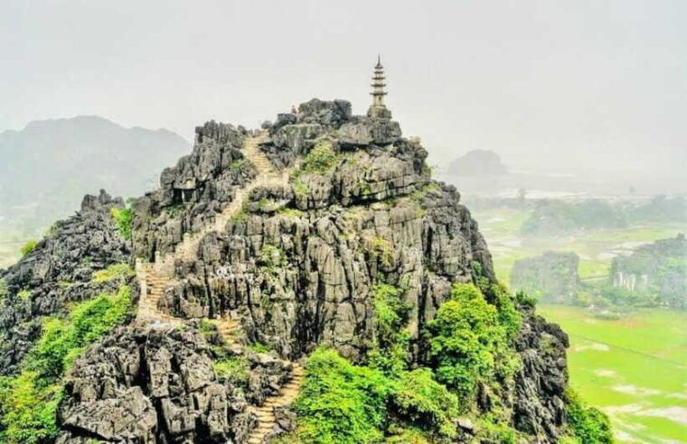 hanoi-full-day-hoa-lu-trang-an-mua-cave-by-limousine