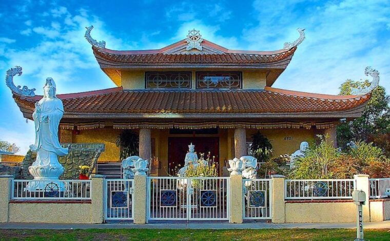 hanoi-full-day-pilgrimage-to-perfume-pagoda