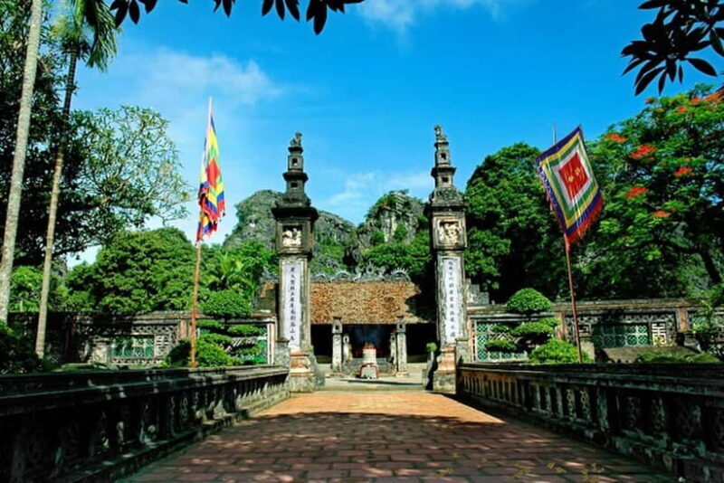 Hanoi: Full-day visit Hoa Lu, Tam Coc & Mua Cave with Meal - Key Points