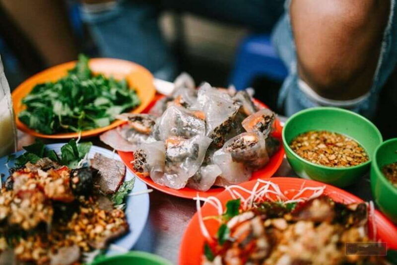hanoi-guided-street-food-tour-with-tastings