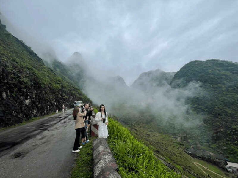hanoi-ha-giang-loop-tour-3-days-2-nights-with-easy-rider-2