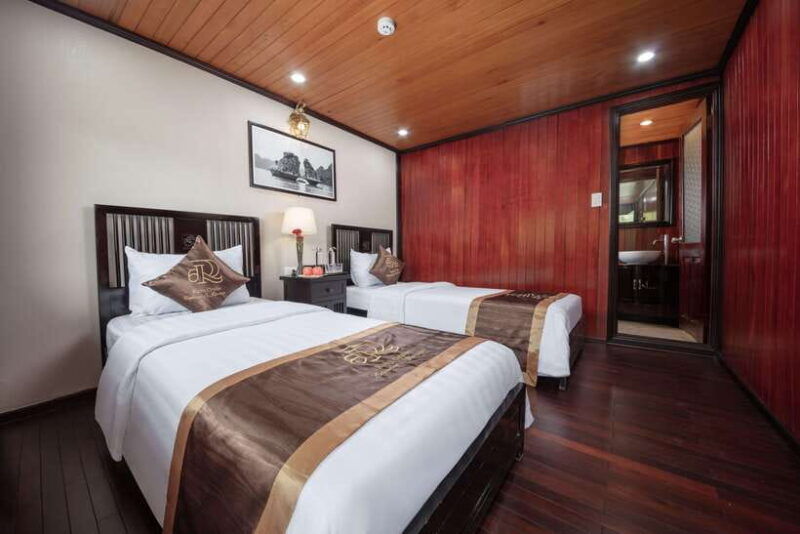hanoi-ha-long-bay-2-day-1-night-tour-by-4-star-luxury-junk