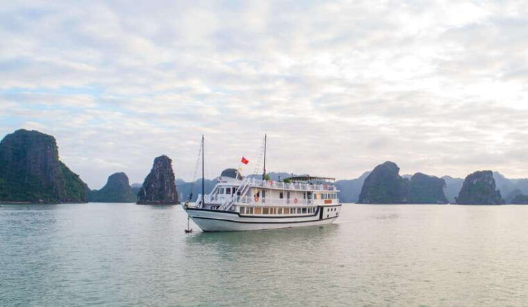 hanoi-ha-long-bay-2-day-1-night-tour-by-4-star-luxury-junk