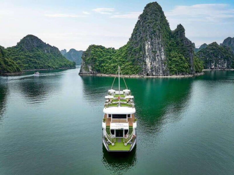 Hanoi: Ha Long Bay Day Cruise with Buffet Lunch and Kayak - Exploring the Day Trip in Detail