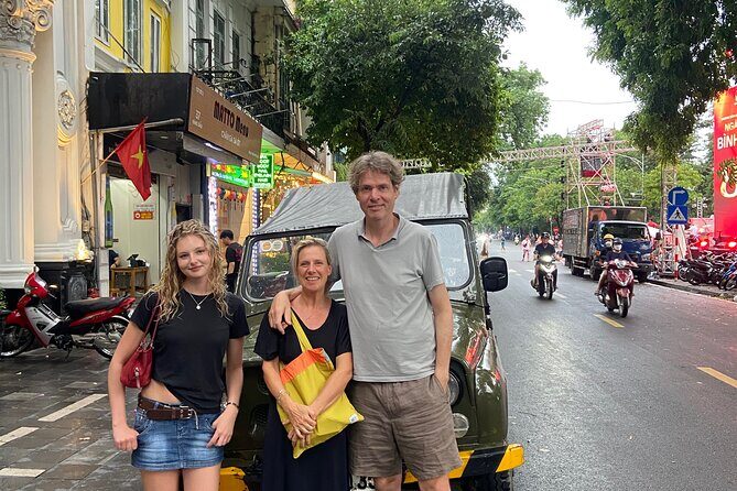 Hanoi Half-Day Backstreet Jeep Adventure - Food and Refreshments: A Delicious Journey