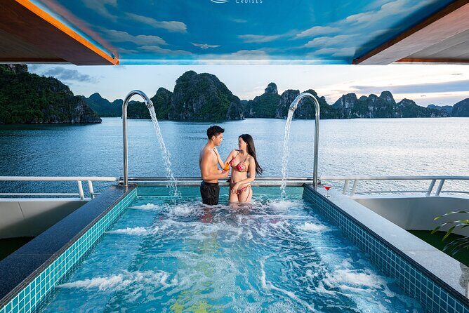 Hanoi : Halong 5 Star Cruise Explore Cave, Kayak, Party & Lunch - Review of Hanoi: Halong 5 Star Cruise Explore Cave, Kayak, Party & Lunch