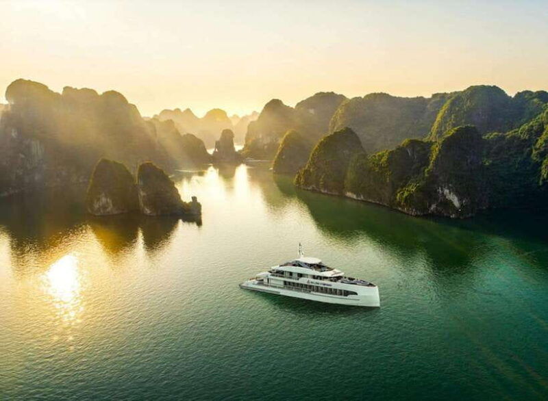 hanoi-halong-bay-5-stars-cruise-with-jacuzzi-buffet-lunch