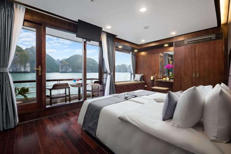 Hanoi: Halong Bay 6 Stars Cruise w/ Private balcony, bathtub - Things to Keep in Mind