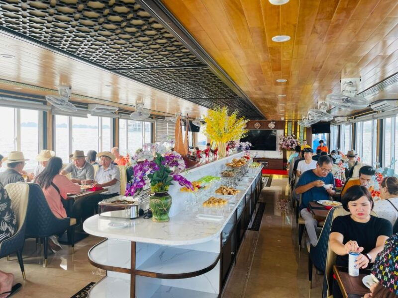 hanoi-halong-bay-cruise-with-lunch-caves-and-kayaking-2