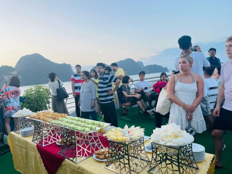 hanoi-halong-bay-cruise-with-lunch-caves-and-kayaking-2