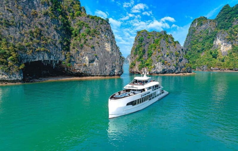 Hanoi : Halong Bay Luxury 5-Star Cruise with Jacuzzi & Lunch - The Itinerary Breakdown