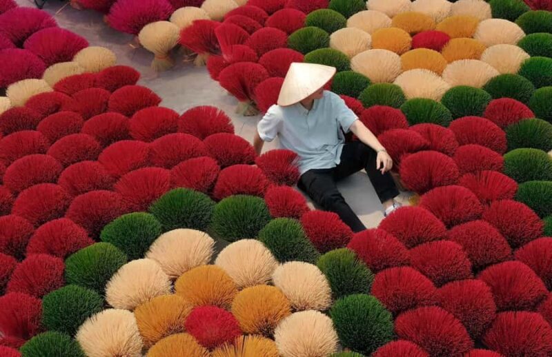 Hanoi: Hat, Incense Village or Tam Chuc World Biggest Pagoda - Crafts and Cultural Stops: Hats and Incense