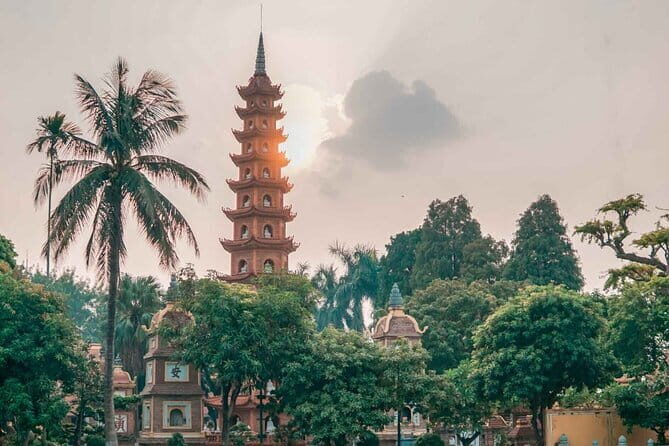 Hanoi: Iconic Landmarks Self-Guided Audio Tour - Hoan Kiem Lake and Ngoc Son Temple