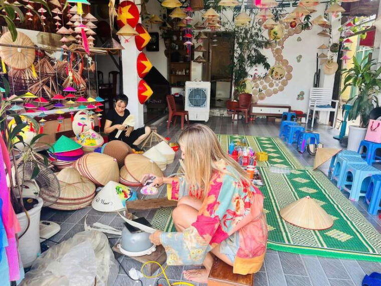 hanoi-incense-hat-making-lacquer-villages-artisanal-tour