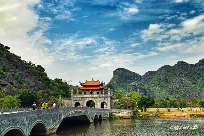 Hanoi: Incense Village & Ninh Binh Hoa Lu Trang An Day Trip - The Sum Up