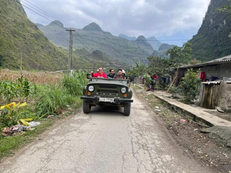 hanoi-jeep-tour-to-countrsyde-ba-vi-national-park-one-day
