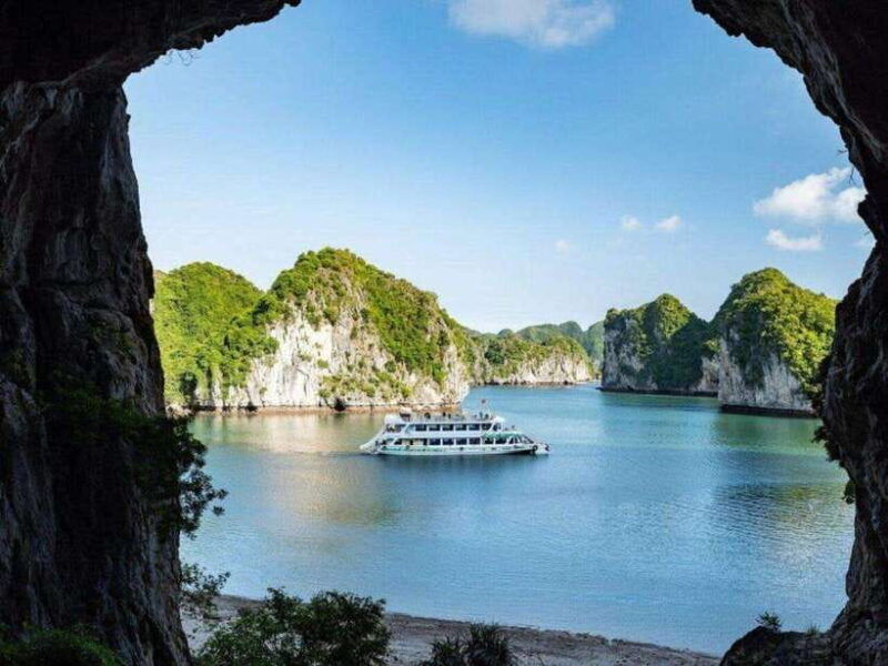 hanoi-lan-ha-bay-cat-ba-island-day-trip-on-luxury-cruise
