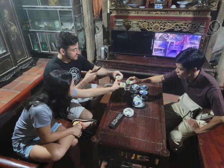 hanoi-le-mat-snake-village-tour-with-10-dishes