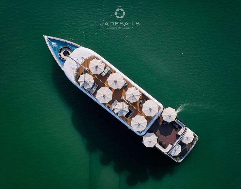 hanoi-luxury-lan-ha-bay-jade-sails-cruise-with-buffet-lunch