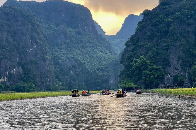 Hanoi: Luxury Small Group to Hoa Lu, Tam Coc, Mua Cave - A Glimpse Into Vietnam’s Ancient Past at Hoa Lu