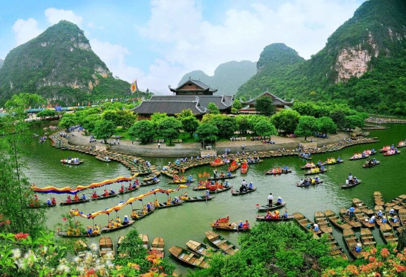 hanoi-mua-cave-tuyet-tinh-coc-pagoda-trang-an-boat-tour