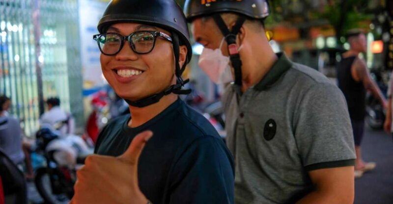 hanoi-night-lights-food-tour-by-motorbike