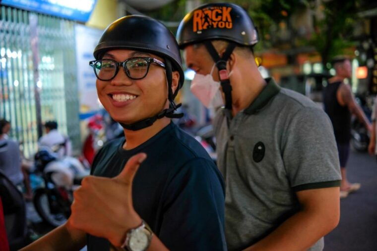 hanoi-night-lights-food-tour-by-motorbike