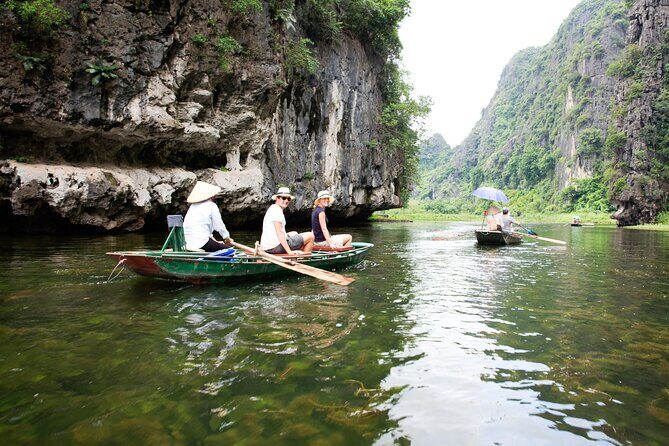 Hanoi, Ninh Binh and Ha Long 6 Day 5 Night Overnight Cruise Tour - FAQ  