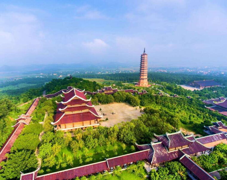 hanoi-ninh-binh-bai-dinh-trang-an-and-mua-cave-day-tour