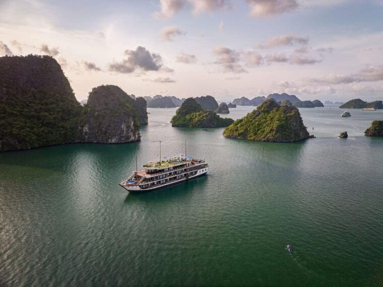 hanoi-ninh-binh-ha-long-lan-ha-bay-3-day-luxury-cruise