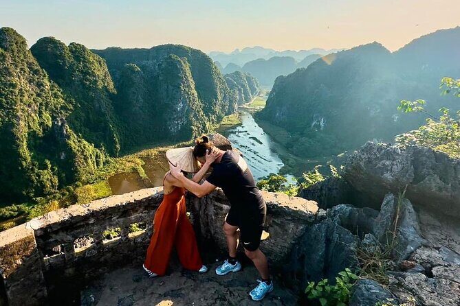 Hanoi-Ninh Binh Highlights: Hoa Lu, Mua Caves, Tam Coc, Bich Dong - Practical Tips for Travelers