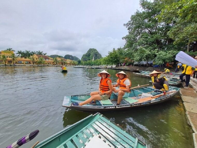 hanoi-ninh-binh-hoa-lu-tam-coc-and-mua-cave-day-trip