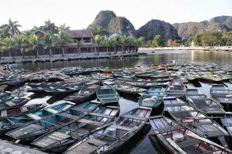 hanoi-ninh-binh-tam-coc-mua-cave-hoa-lu-with-cycling