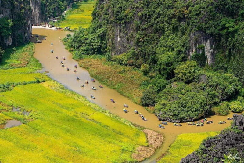 Hanoi: Ninh Binh Tour with Incense Village, Hoa Lu &Trang An - The Lunch Break: Savoring Local Flavors