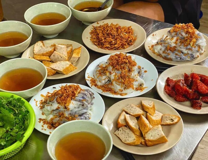 Hanoi: Old Quarter Street Food & Train Track Cafe - Authenticity & Value: Why This Tour Works