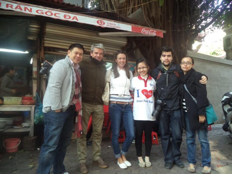 hanoi-old-quarter-street-food-walking-tour-with-10-tastings