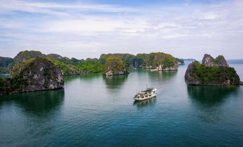 hanoi-or-ninh-binh-2-day-lan-ha-bay-cat-ba-island-cruise