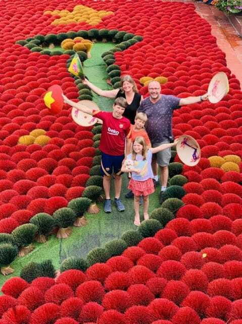 hanoi-perfume-pagoda-and-incense-village-day-tour