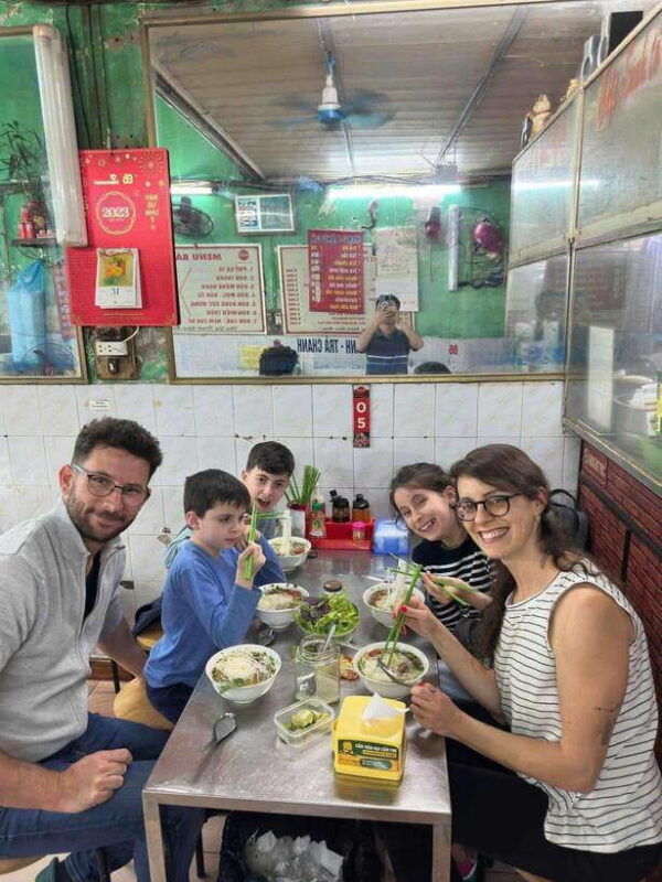 hanoi-perfume-pagoda-or-quang-phu-cau-incense-village