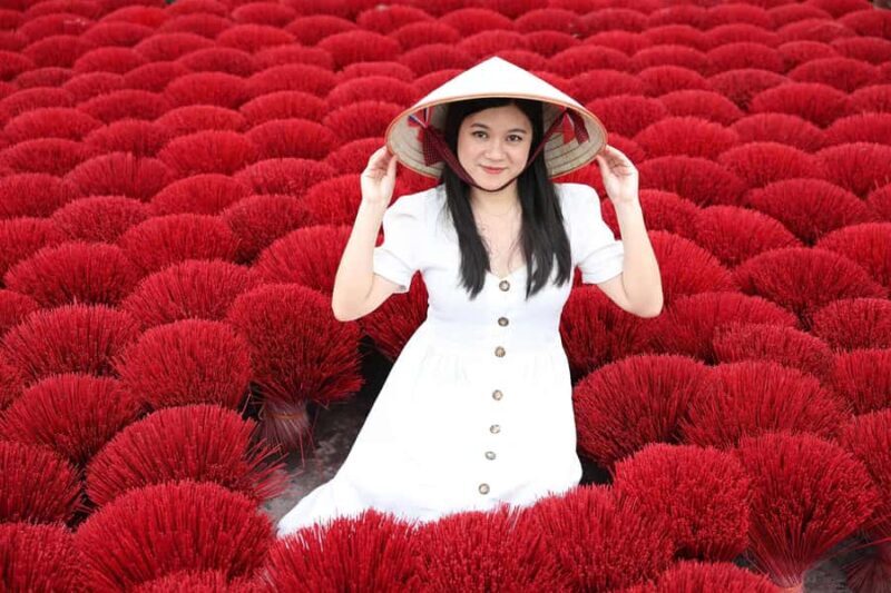 Hanoi: Police Museum or Incense Village & Hat Village - FAQ