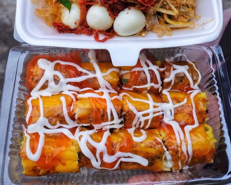 hanoi-private-food-tasting-tour-and-train-street-experience