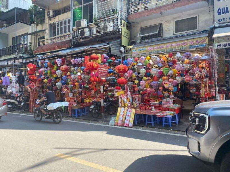 hanoi-private-half-day-customized-tour-with-train-street