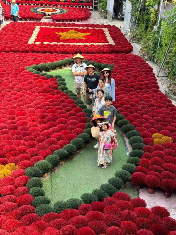 hanoi-quang-phu-cau-incense-village-half-day-tour