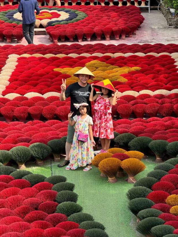 hanoi-quang-phu-cau-incense-village-half-day-tour