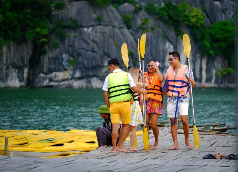 hanoi-roundtrip-halong-bay-islands-caves-kayaking-lunch