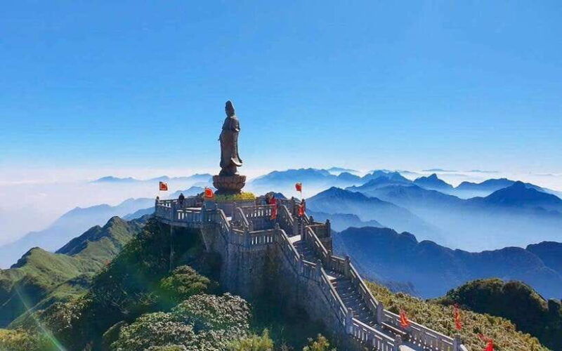 hanoi-sapa-3-days-glass-bridge-phansipan-cat-cat-village
