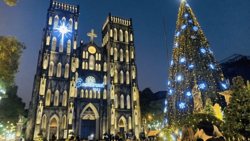 Hanoi: Short tour with a local friend and Train Street visit - The Sum Up