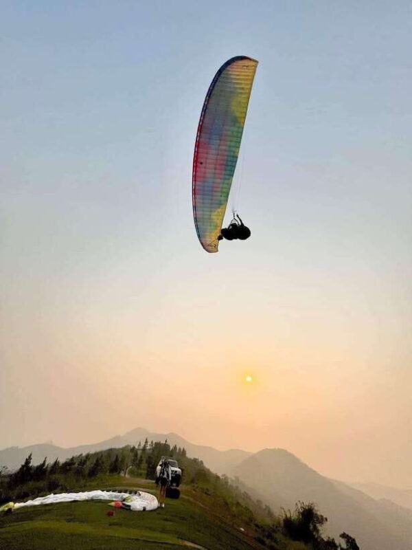 Hanoi Sky Tour: Paragliding - Key Points